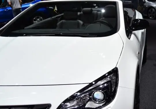 Opel Cascada-5
