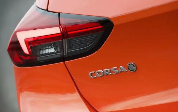 Opel Corsa F-6