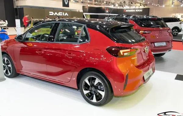 Opel Corsa F-8