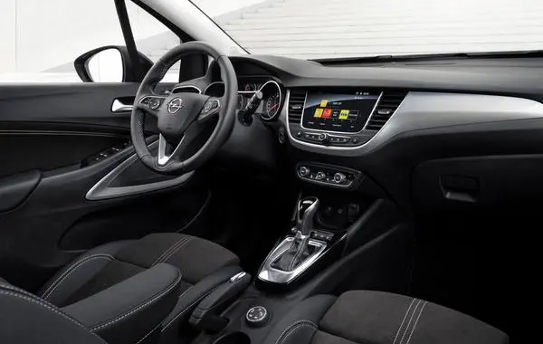Opel Crossland (facelift 2020)-4