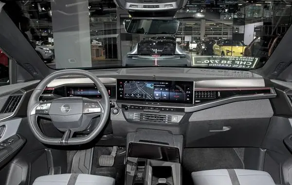Opel Grandland B-1