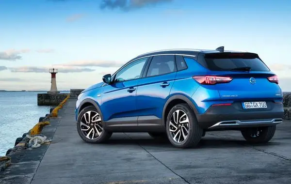 Opel Grandland X-0