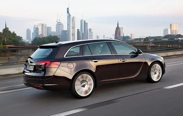 Opel Insignia Sports Tourer (A, facelift 2013)-8