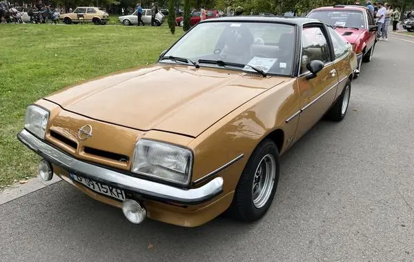 Opel Manta B-4