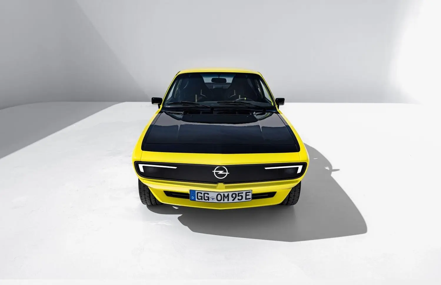 Opel Manta GSe ElektroMOD-0