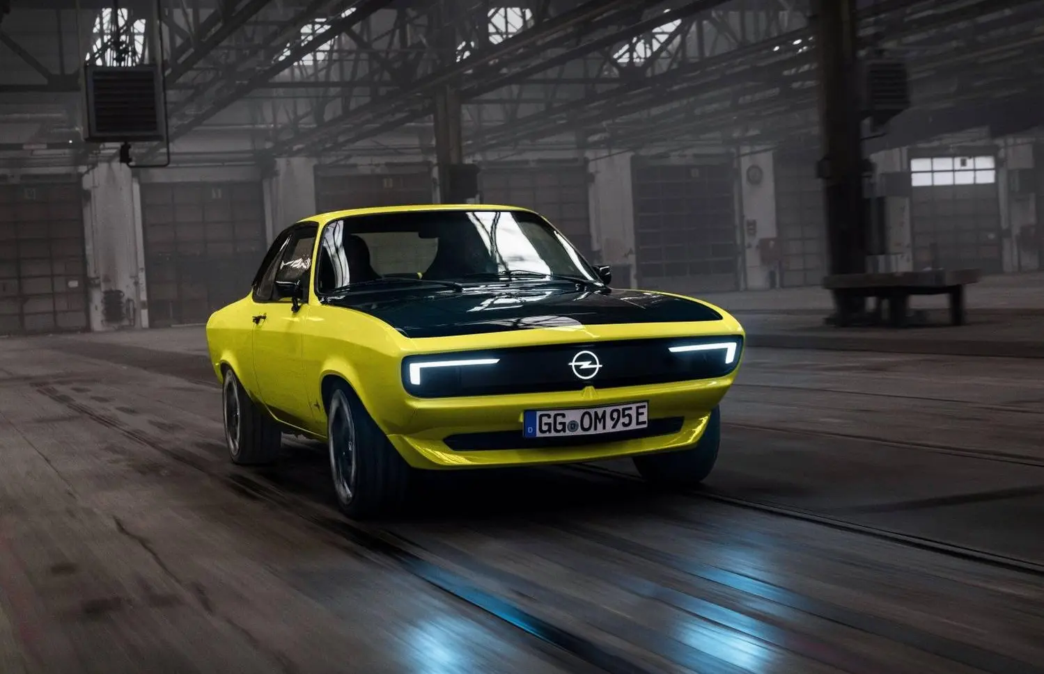 Opel Manta GSe ElektroMOD-15