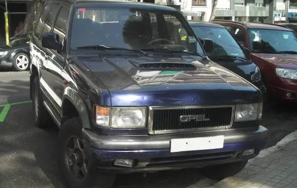 Opel Monterey