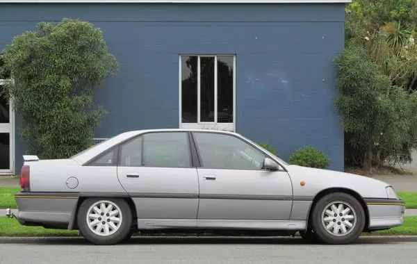 Opel Omega A-1