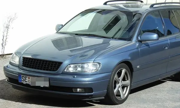 Opel Omega B Caravan (facelift 1999)-0