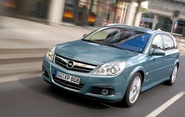 Opel Signum (facelift 2005)