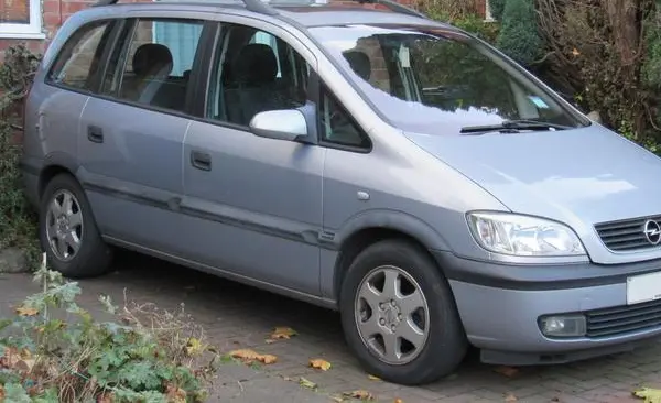 Opel Zafira A (T3000)-0