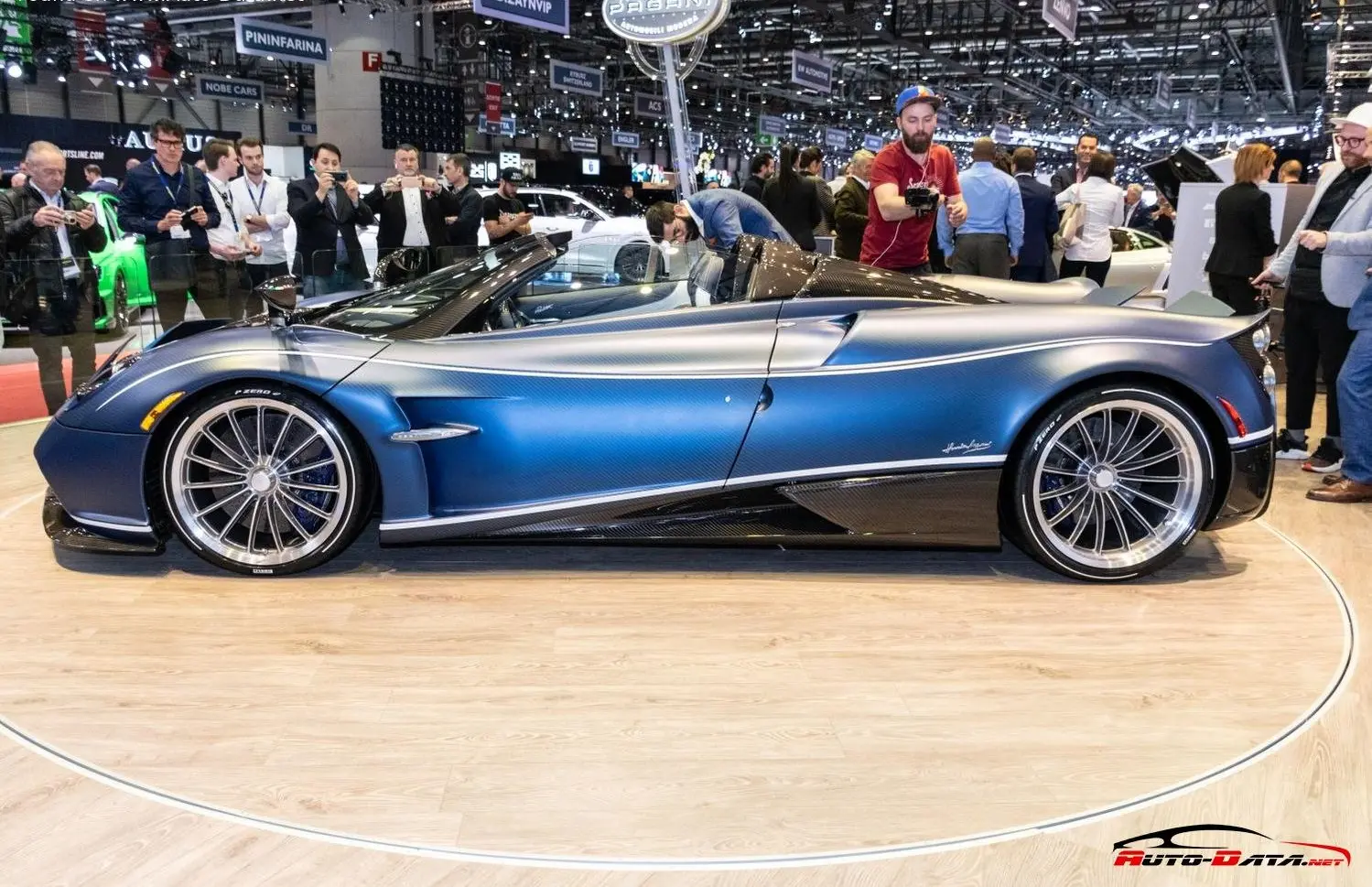 Pagani Huayra Roadster-0