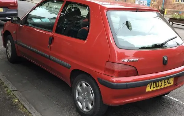 Peugeot 106 II (1)-4