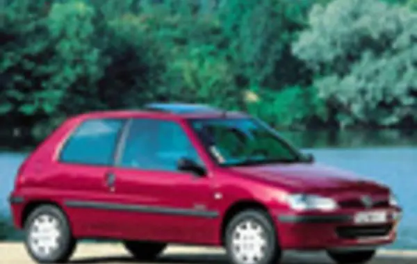 Peugeot 106 II (1)-8