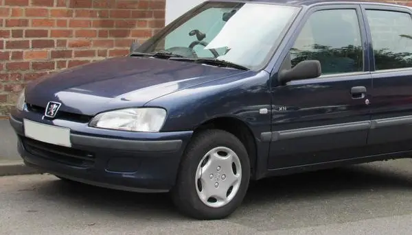 Peugeot 106 II (1)-7