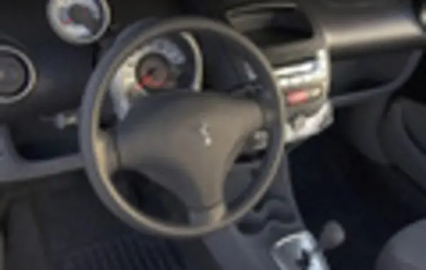 Peugeot 107 (Phase I, 2005) 3-door-12