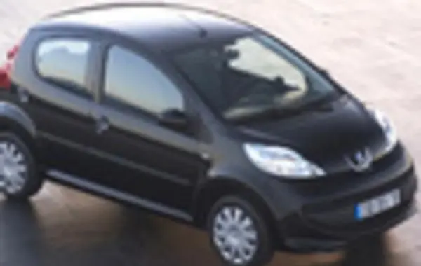 Peugeot 107 (Phase I, 2005) 5-door-2