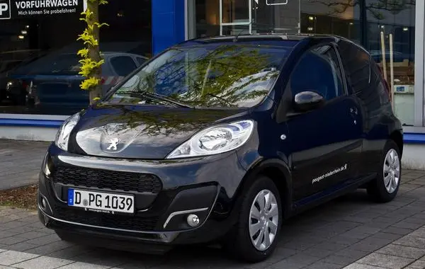 Peugeot 107 (Phase III, 2012) 3-door-2