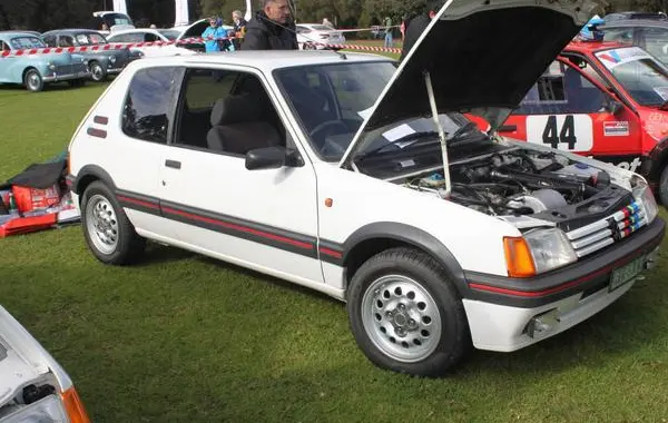 Peugeot 205 I (741A/C) 3-door-1