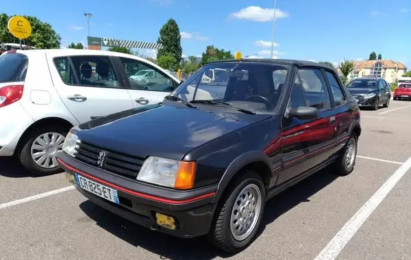 Peugeot 205 I Cabrio (741B,20D)-3