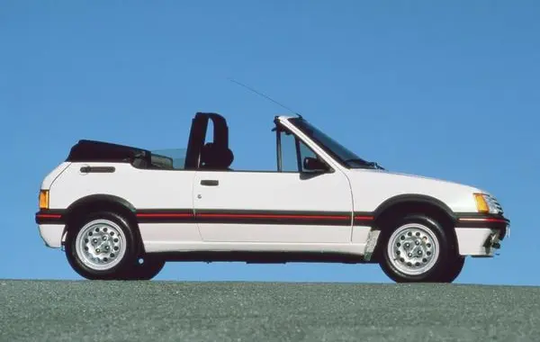 Peugeot 205 I Cabrio (741B,20D)-0