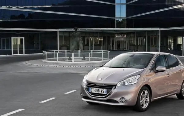 Peugeot 208 I (Phase I, 2012)