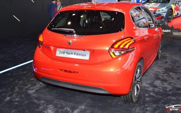 Peugeot 208 I (Phase II, 2015)-6