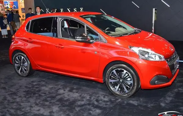 Peugeot 208 I (Phase II, 2015)-2