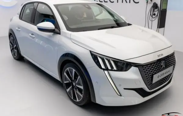 Peugeot 208 II (Phase I, 2019)