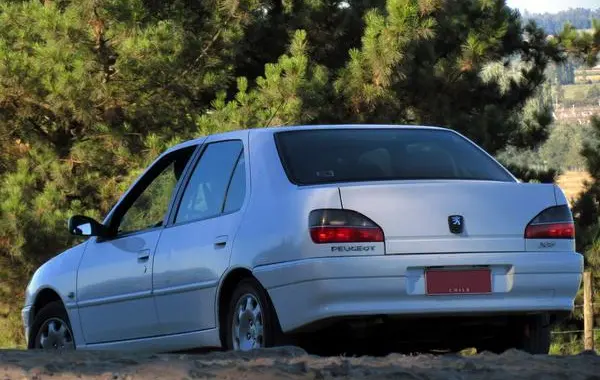 Peugeot 306 Sedan (facelift 1997)-1