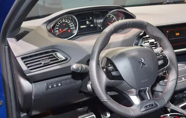 Peugeot 308 SW II (Phase II, 2017)-4