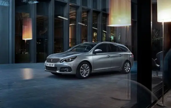 Peugeot 308 SW II (Phase II, 2017)-8