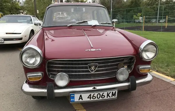 Peugeot 404 Berline-0