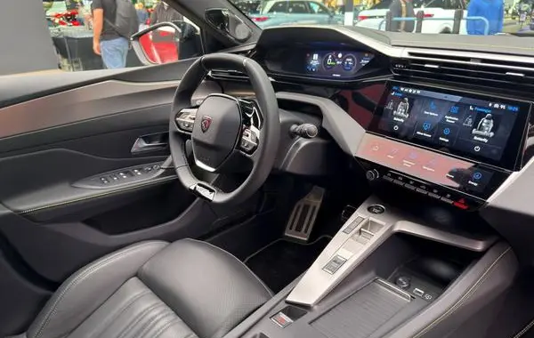 Peugeot 408 (crossover) (Phase II, 2026)-4