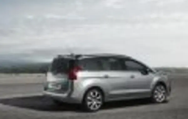 Peugeot 5008 I (Phase II, 2013)-2