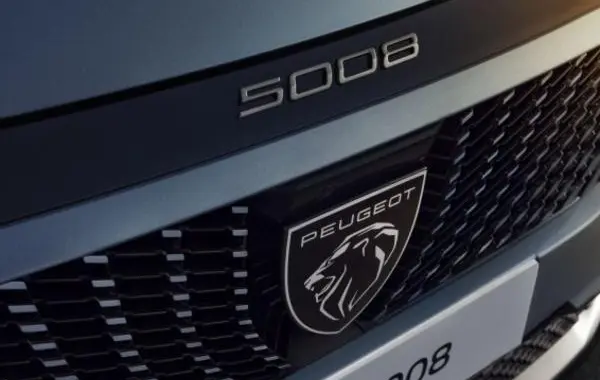 Peugeot 5008 III (Phase I, 2024)-8