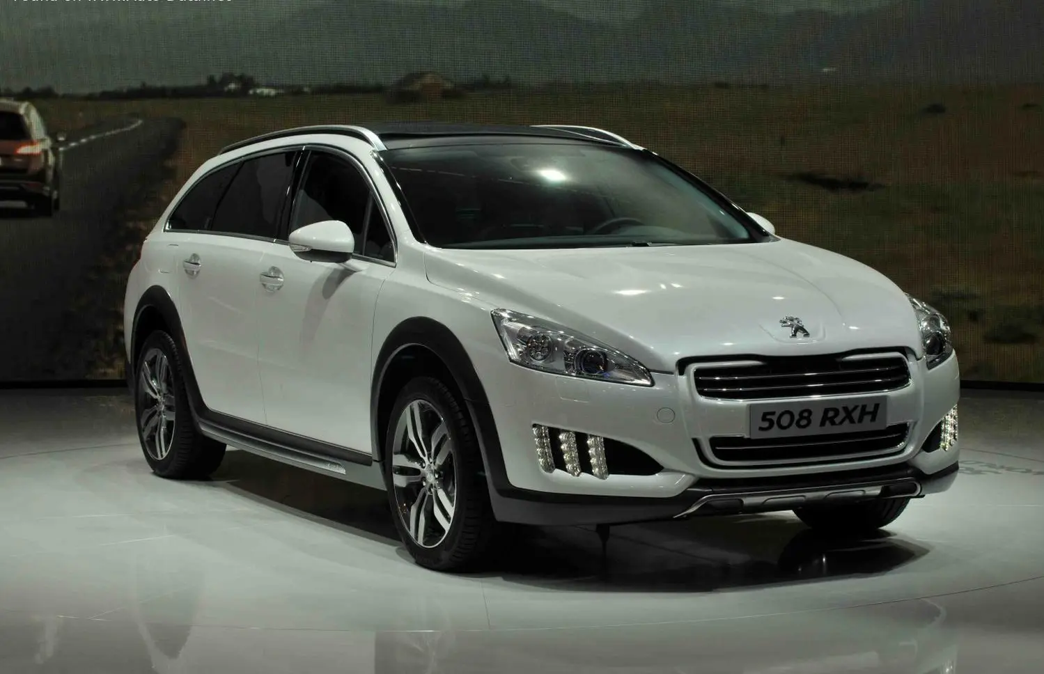 Peugeot 508 I RXH (Phase I, 2011)-0