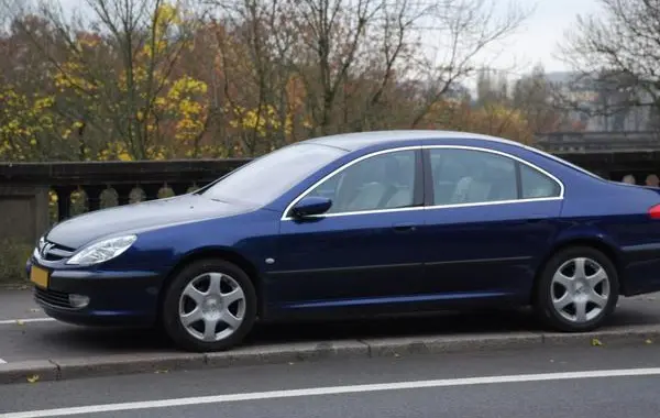 Peugeot 607-0