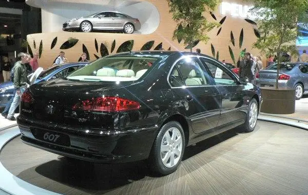 Peugeot 607 (Phase II, 2004)-6