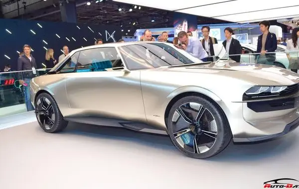 Peugeot e-LEGEND Concept-0