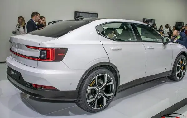 Polestar 2-3