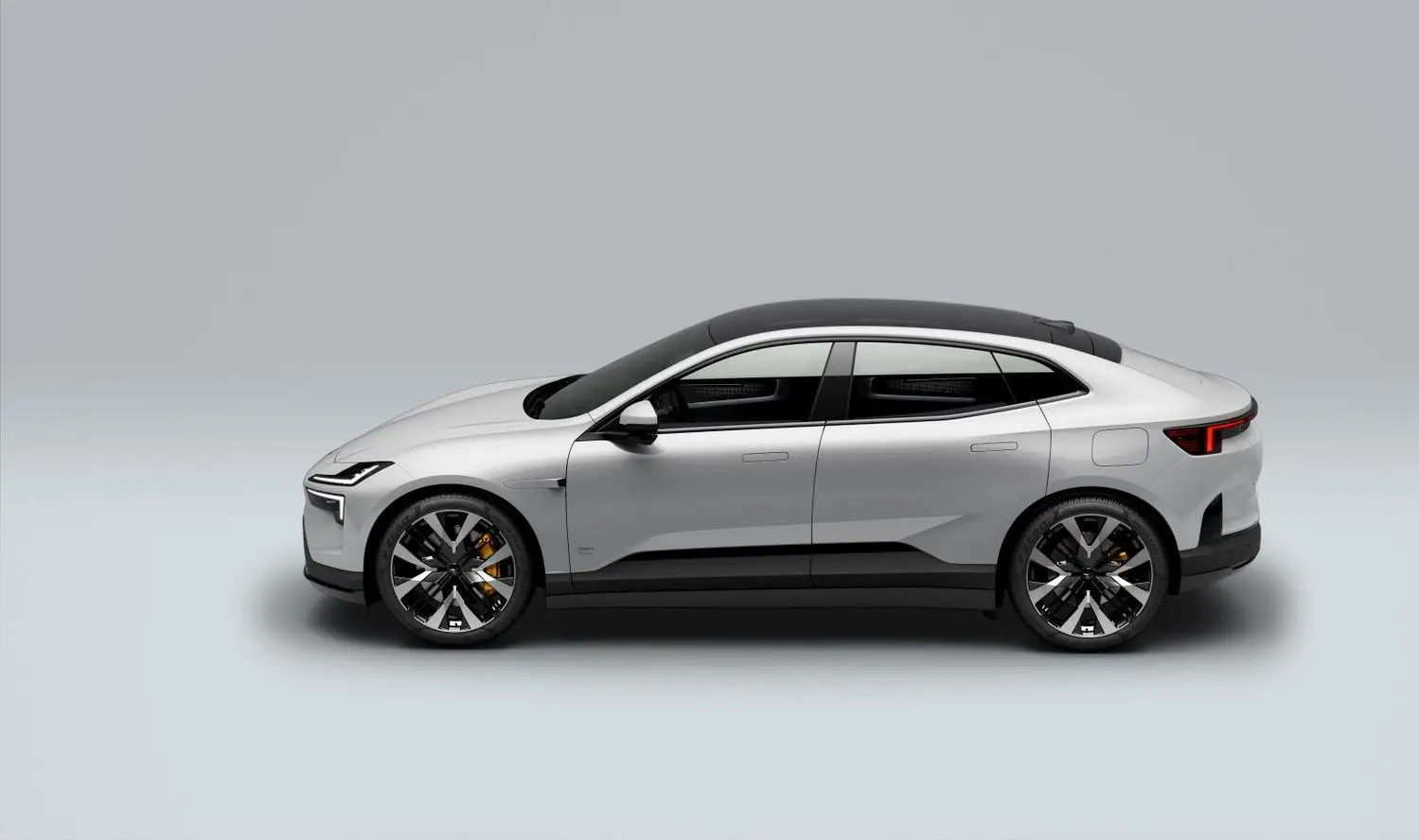 Polestar 4-6
