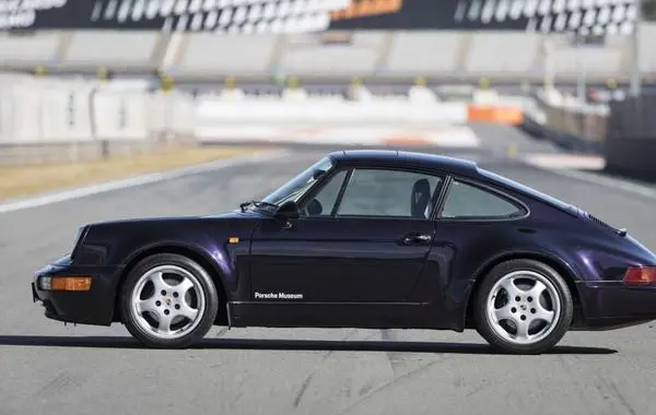 Porsche 911 (964)-0