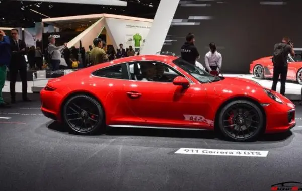 Porsche 911 (991 II)-3