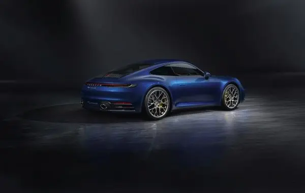 Porsche 911 (992)-3