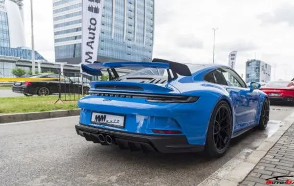 Porsche 911 (992)-5
