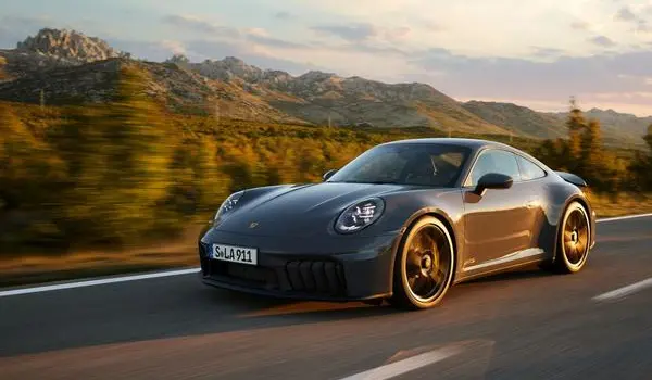 Porsche 911 (992, facelift 2024)-2