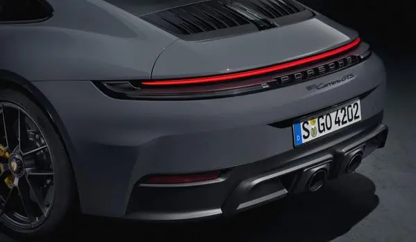 Porsche 911 (992, facelift 2024)-6
