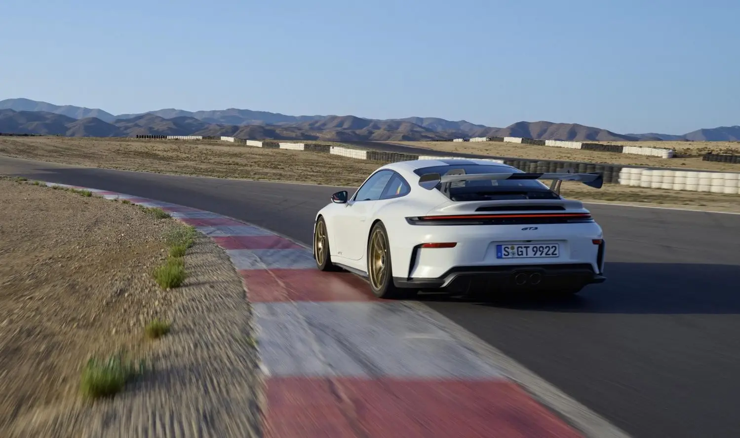Porsche 911 (992, facelift 2024)-6