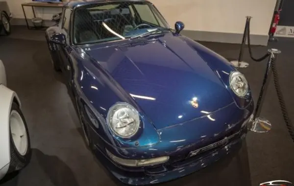 Porsche 911 (993)